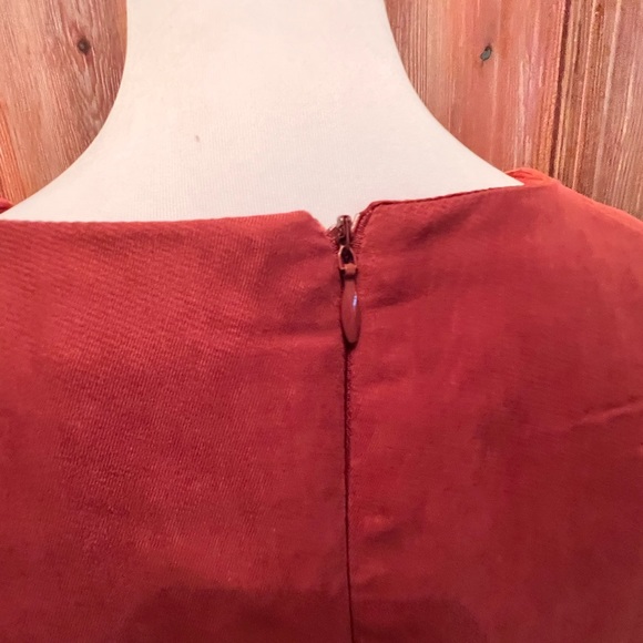 NWOT JULIA JORDAN Flutter Sleeve Twist Front Dress Rust Color - Picture 10 of 16